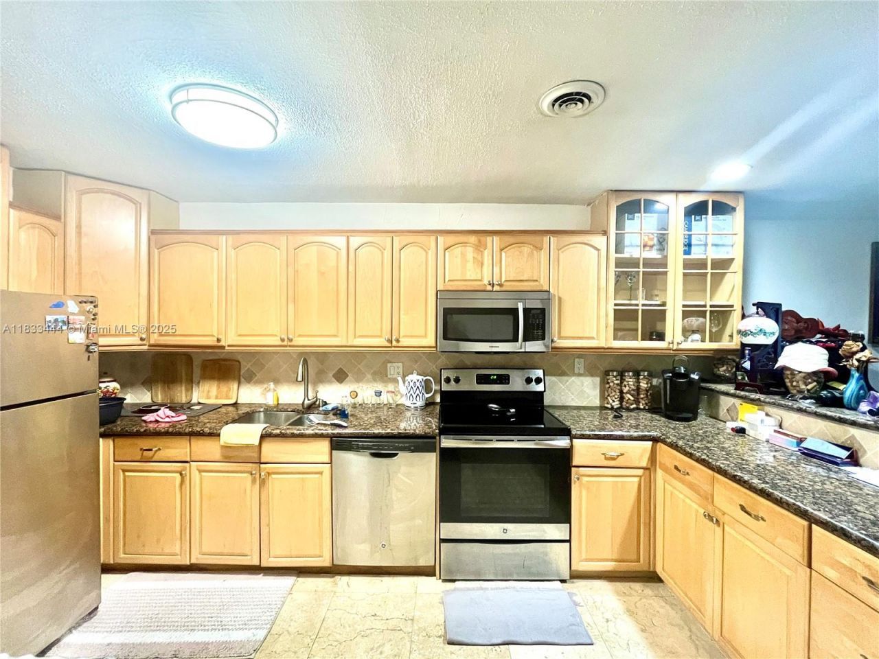 2841 NE 33rd Ct, Unit 104, Fort Lauderdale, FL 33306 Photo