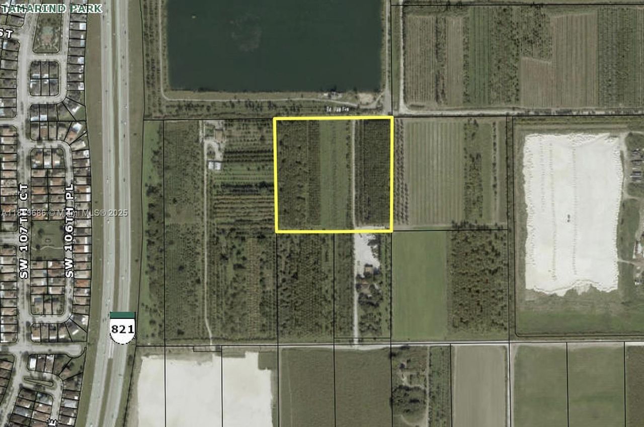 10301 SW 240th St, Homestead, FL 33032 Photo