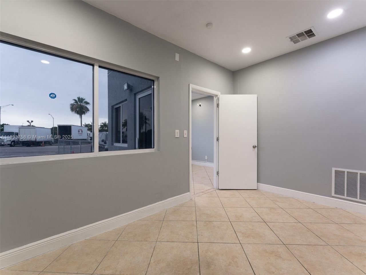 2695 NW 141st St, Opa Locka, FL 33054 Photo