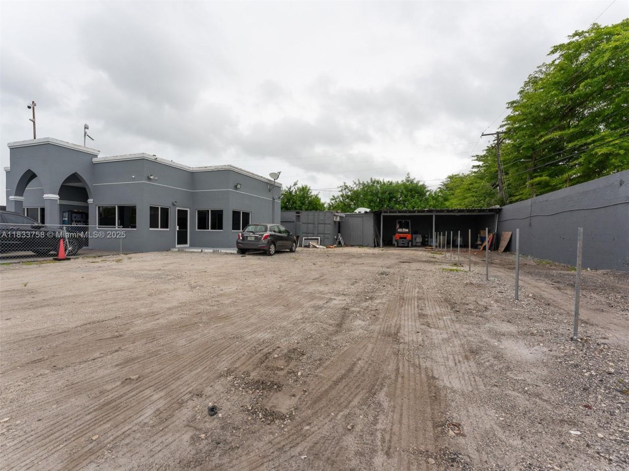 2695 NW 141st St, Opa Locka, FL 33054 Photo