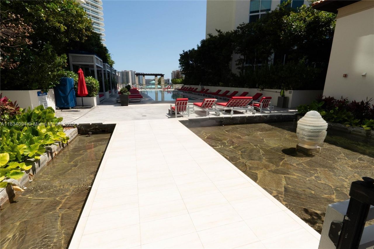 150 Sunny Isles Blvd, Unit 1-TH403, Sunny Isles Beach, FL 33160 Photo