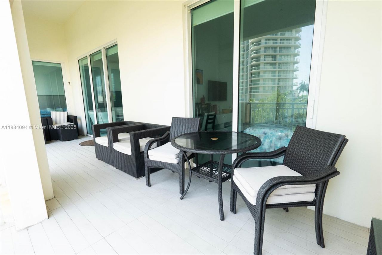 150 Sunny Isles Blvd, Unit 1-TH403, Sunny Isles Beach, FL 33160 Photo