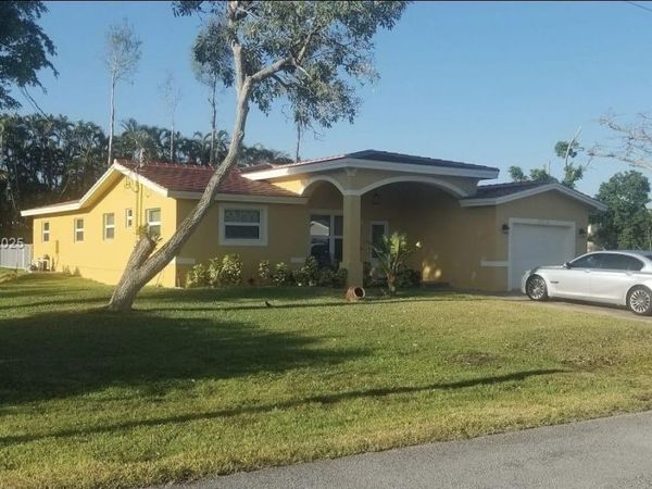 Plantation, FL 33323