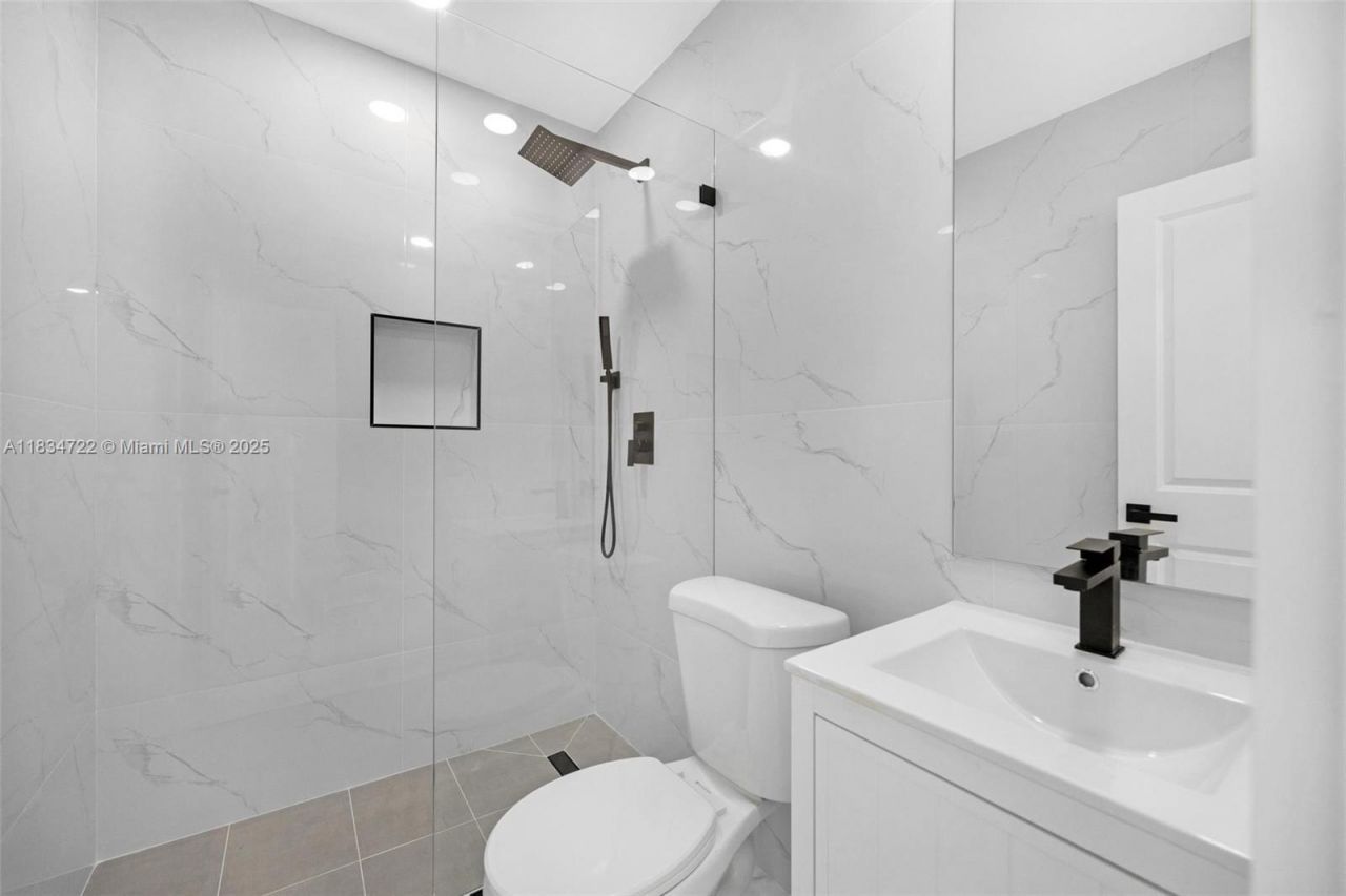 324 SW 16th Ter, Homestead, FL 33030 Photo