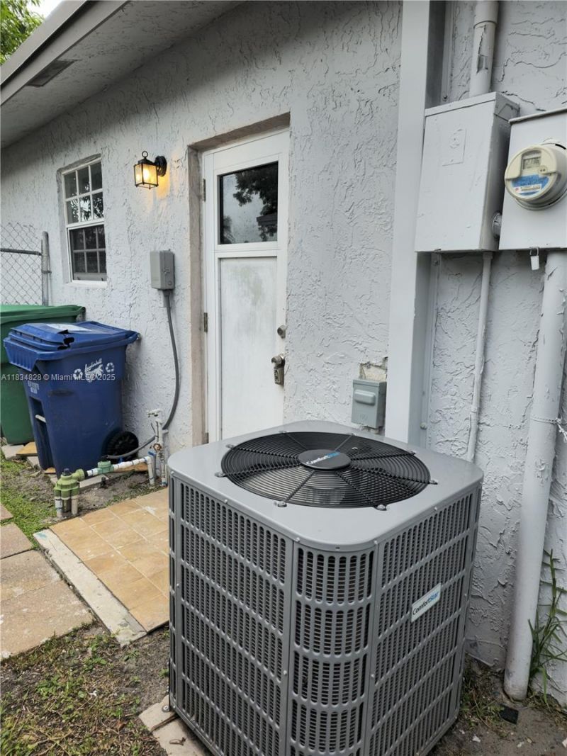 7771 NW 46th St, Lauderhill, FL 33351 Photo