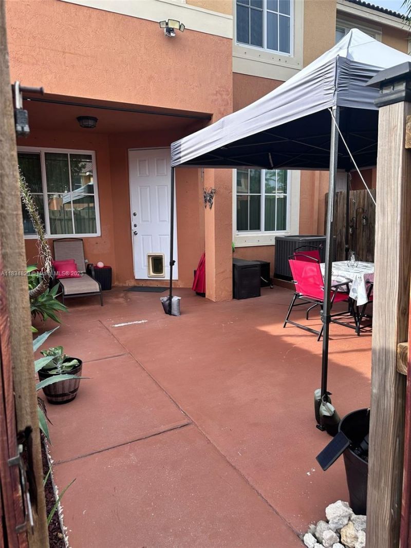 10828 SW 243rd St, Homestead, FL 33032 Photo