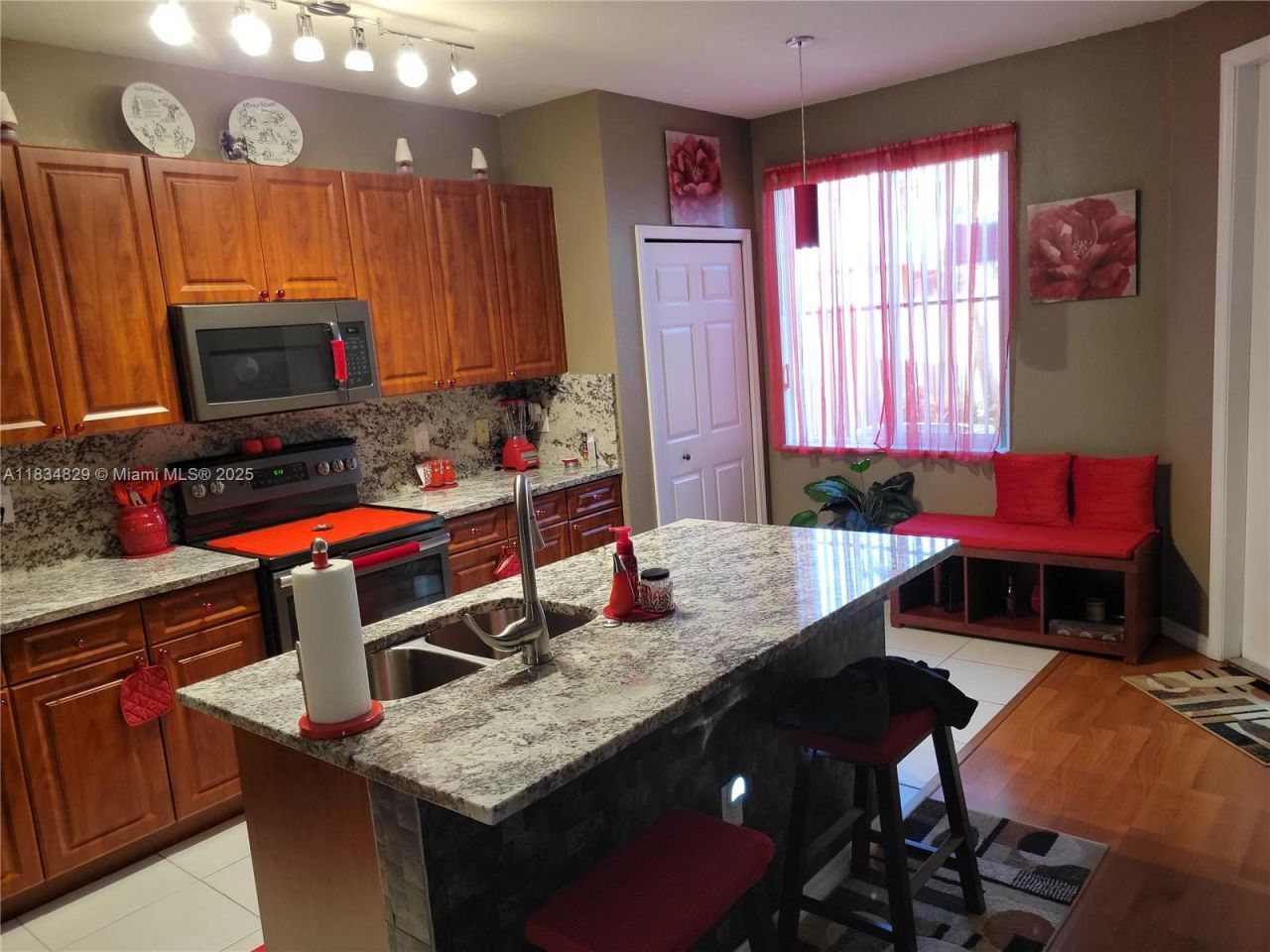 10828 SW 243rd St, Homestead, FL 33032 Photo