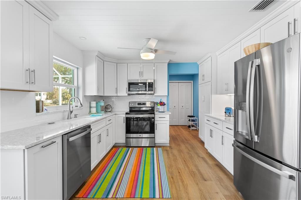 566 Boulder Dr, Sanibel, FL 33957 Photo