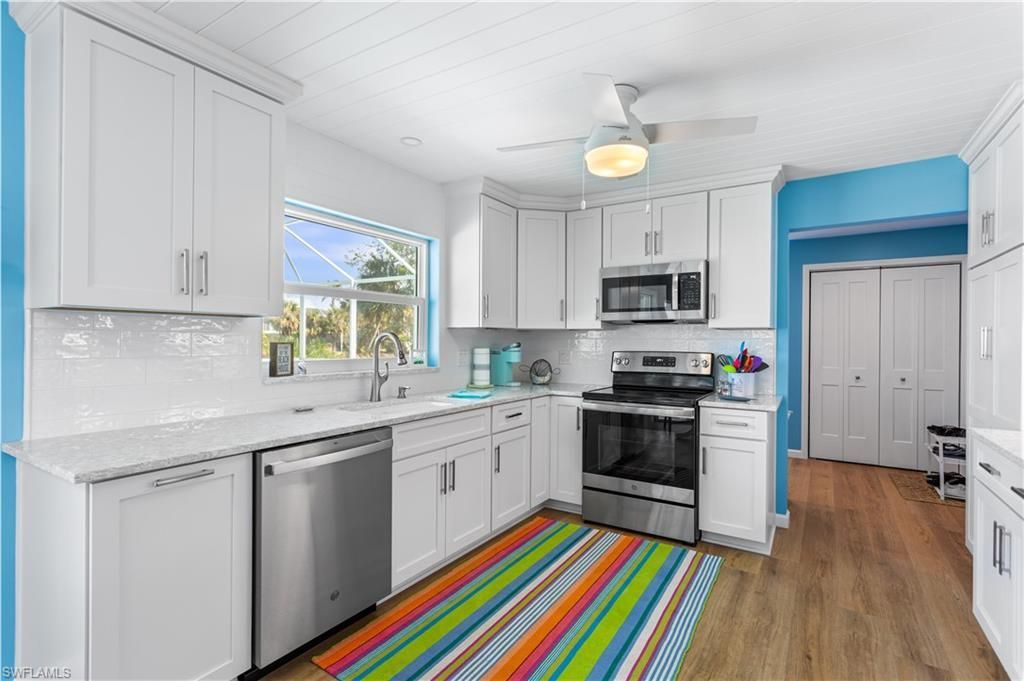 566 Boulder Dr, Sanibel, FL 33957 Photo