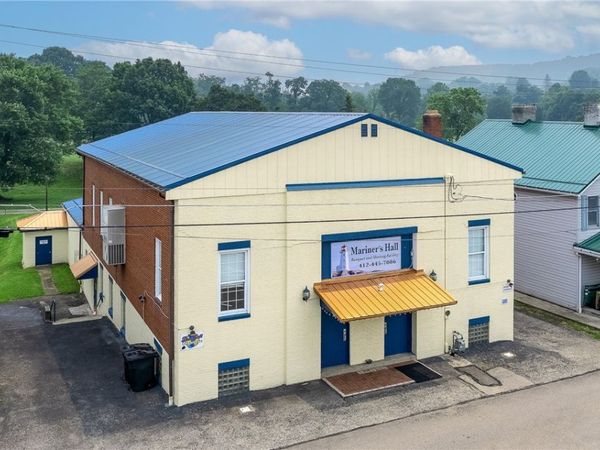 13 Wharf St, Dunlevy, PA 15432