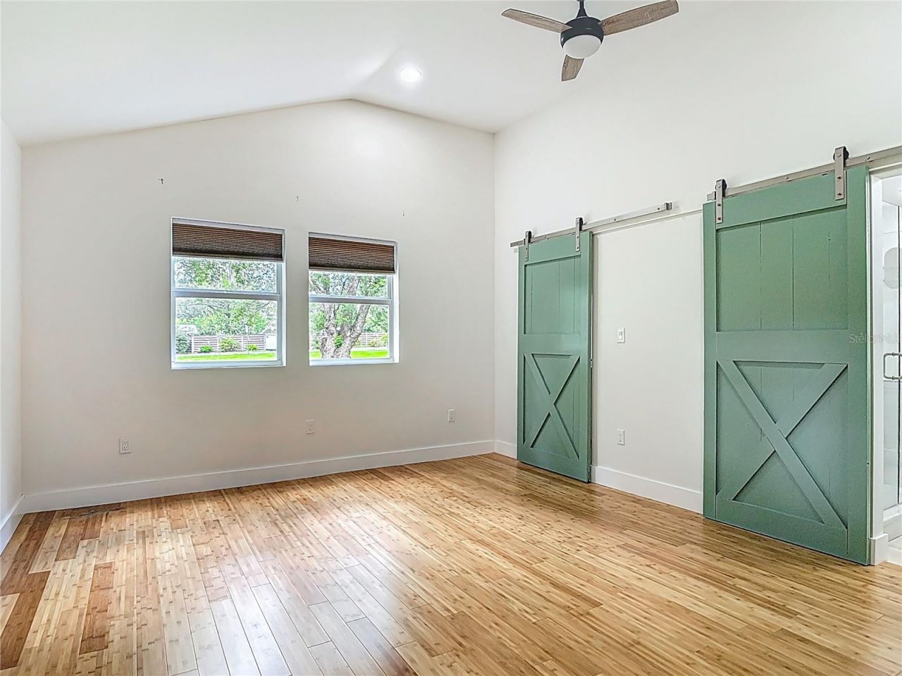 128 N Lakeview Drive, Lake Helen, FL 32744 Photo