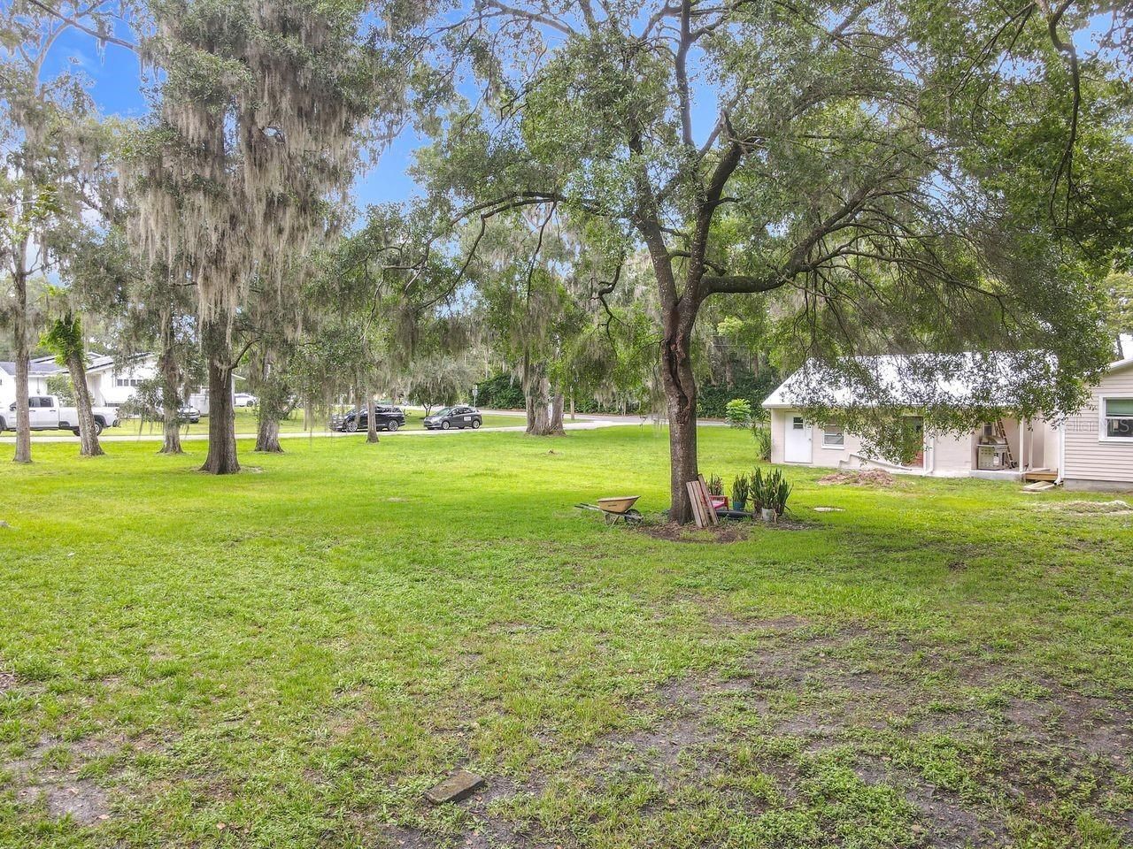 128 N Lakeview Drive, Lake Helen, FL 32744 Photo
