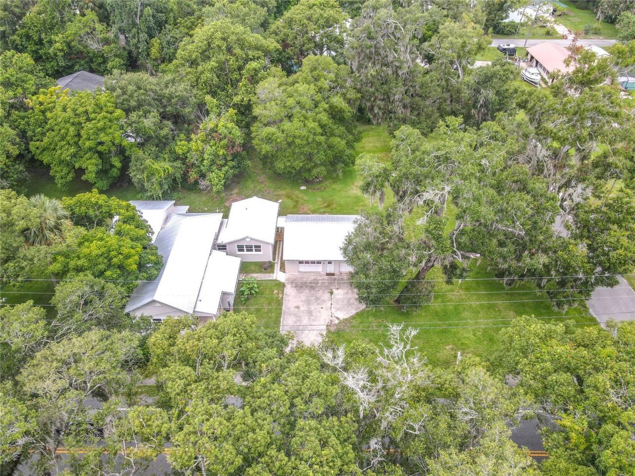 128 N Lakeview Drive, Lake Helen, FL 32744 Photo