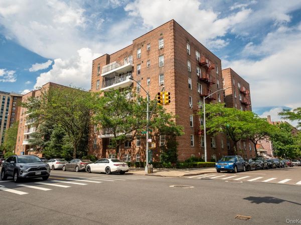 62-59 108th Street, Unit 4N, Forest Hills, NY 11375