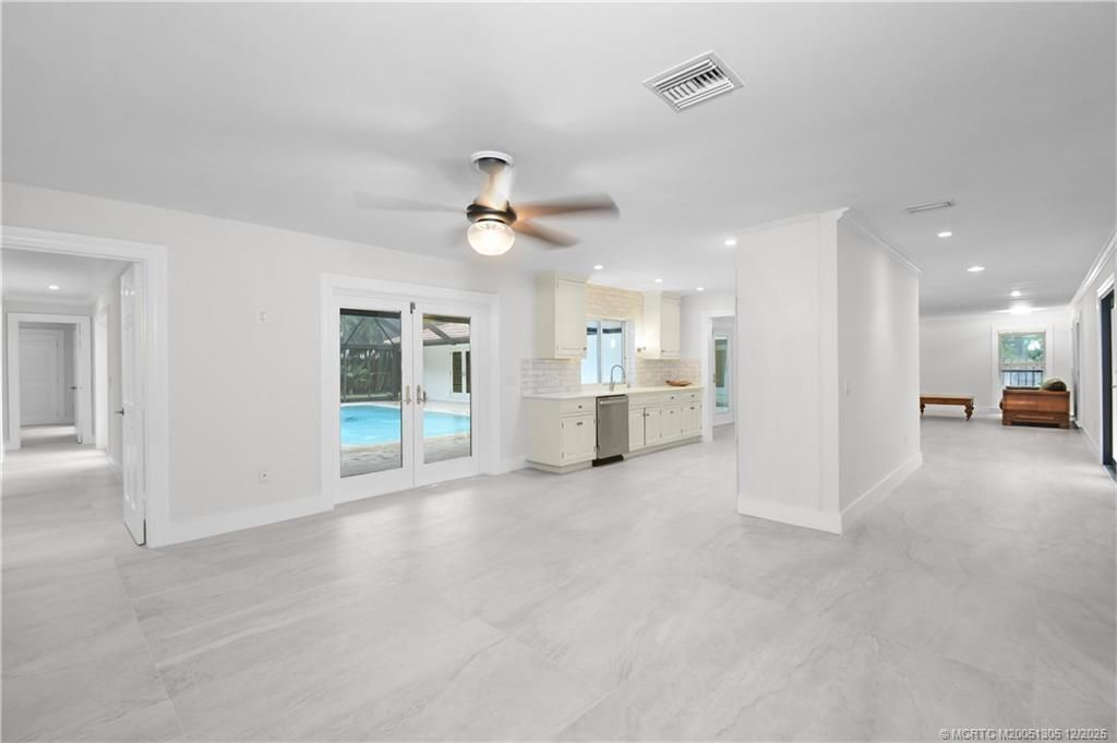 4 Copaire Road, Sewalls Point, FL 34996 Photo