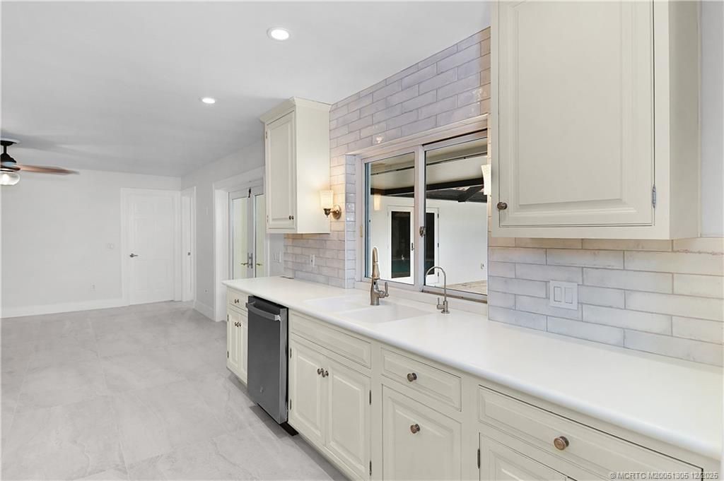 4 Copaire Road, Sewalls Point, FL 34996 Photo