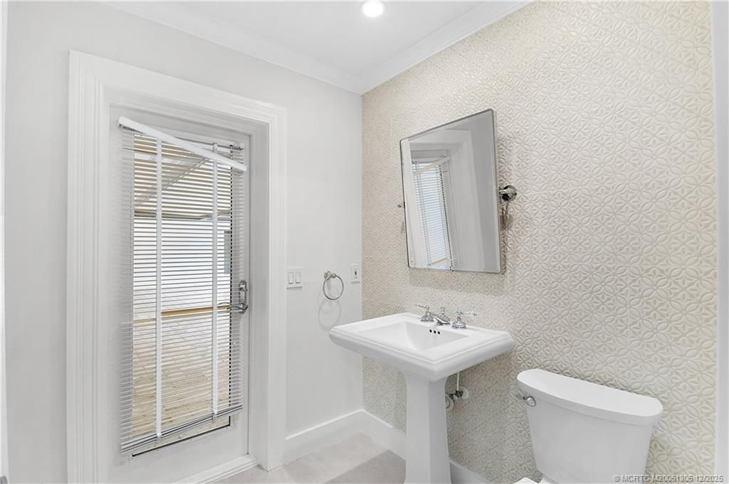 4 Copaire Road, Sewalls Point, FL 34996 Photo