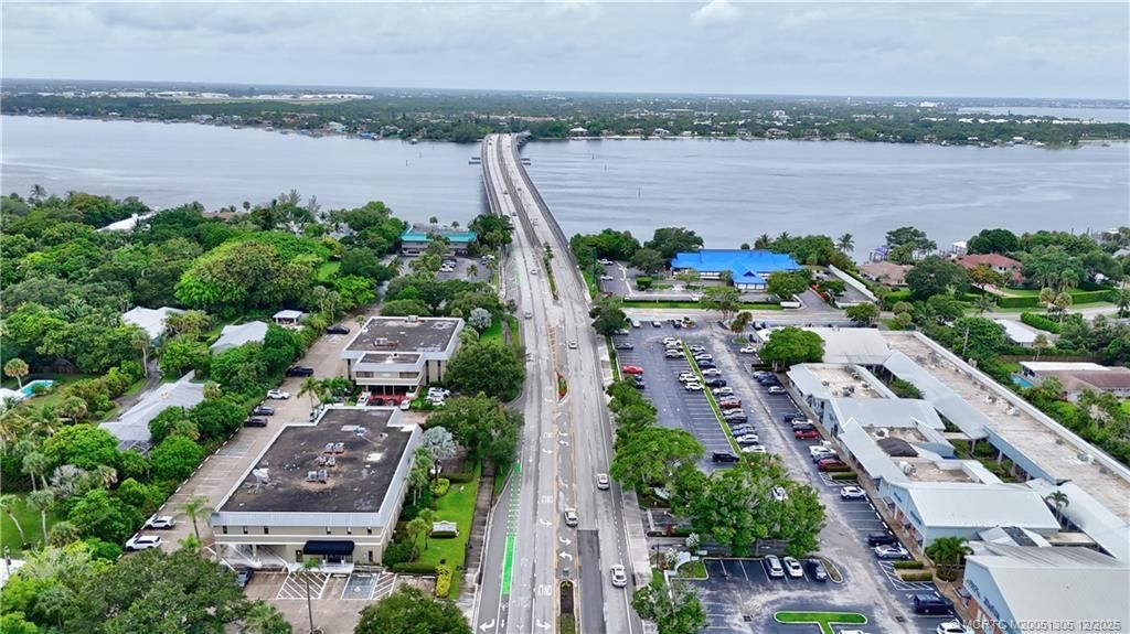 4 Copaire Road, Sewalls Point, FL 34996 Photo