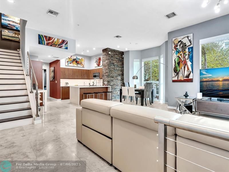 733 NE 4th Avenue, Unit 733, Fort Lauderdale, FL 33304 Photo