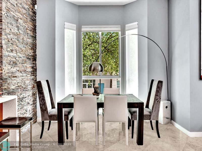 733 NE 4th Avenue, Unit 733, Fort Lauderdale, FL 33304 Photo