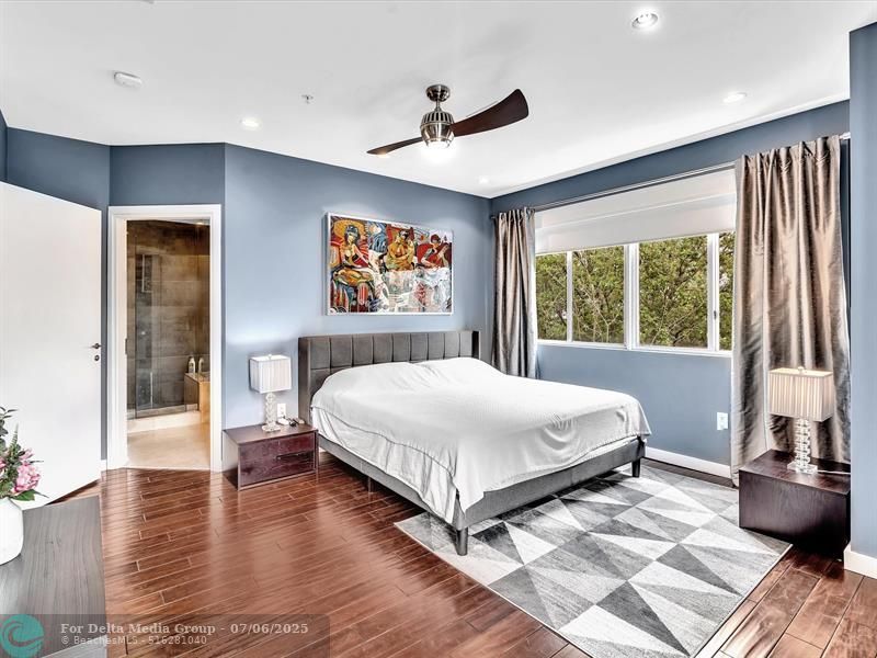 733 NE 4th Avenue, Unit 733, Fort Lauderdale, FL 33304 Photo