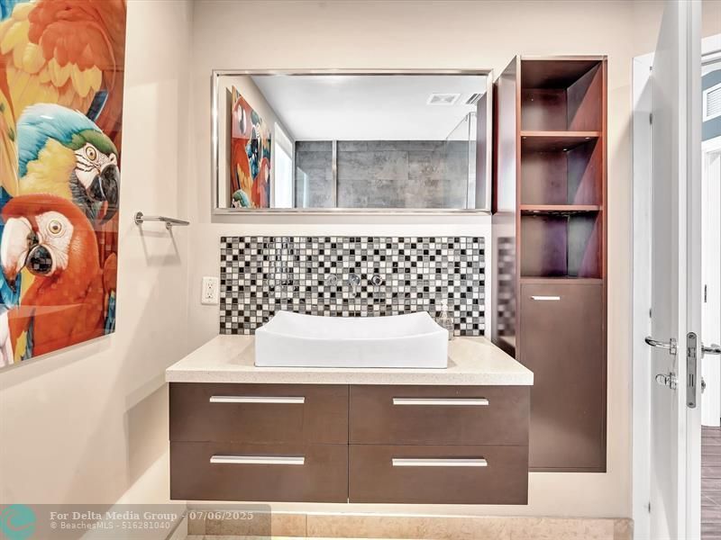 733 NE 4th Avenue, Unit 733, Fort Lauderdale, FL 33304 Photo