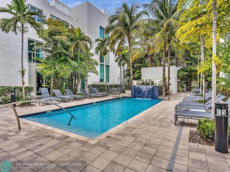 733 NE 4th Avenue, Unit 733, Fort Lauderdale, FL 33304 Photo