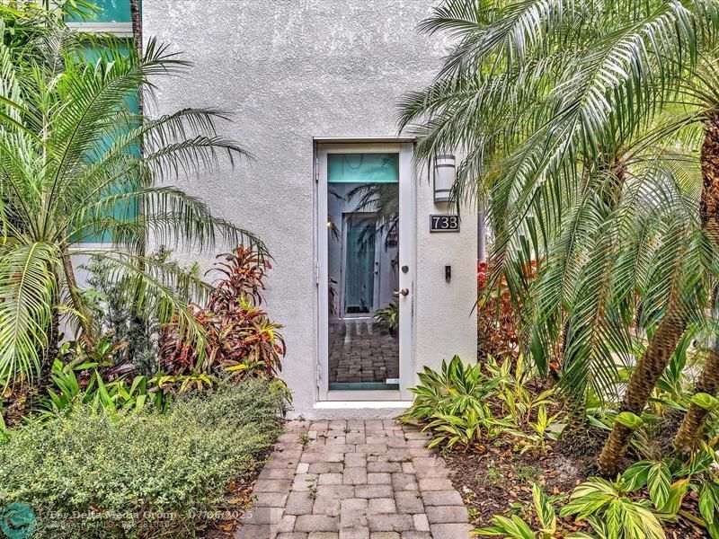 733 NE 4th Avenue, Unit 733, Fort Lauderdale, FL 33304 Photo