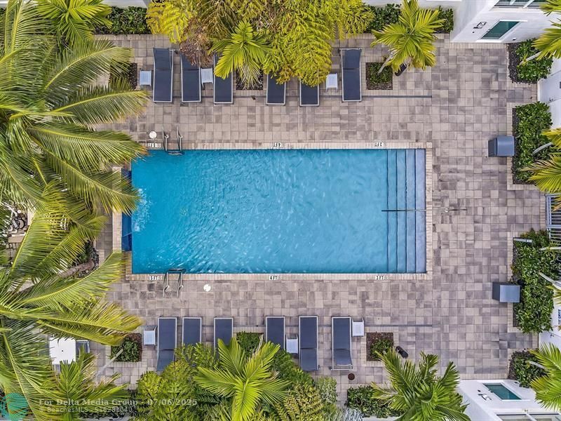 733 NE 4th Avenue, Unit 733, Fort Lauderdale, FL 33304 Photo