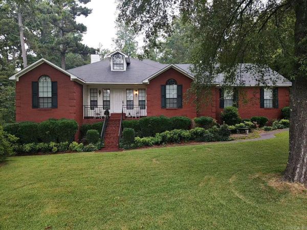 108 Magnolia Drive, Arkadelphia, AR 71923