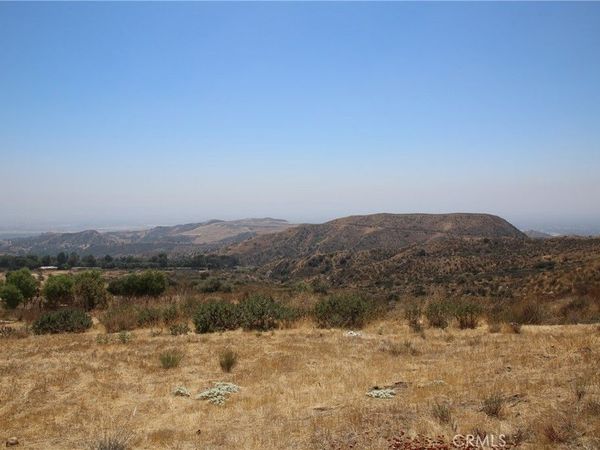 11345 Rayland Drive, Kagel Canyon, CA 91342