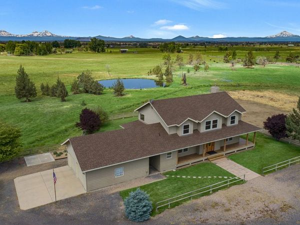 10934 SW Fleming Road, Powell Butte, OR 97753