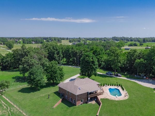 258 State Highway 32, Buffalo, MO 65622