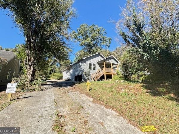 277 Barfield Avenue SW, Atlanta, GA 30310