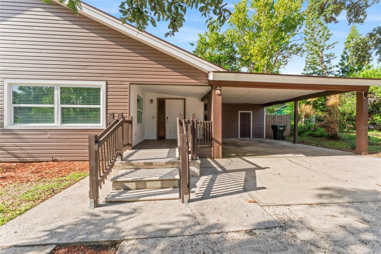 1127 Wyatt Street N, Clearwater, FL 33756 Photo