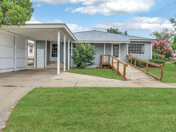 505 NW 5th Street, Tipton, OK 73570