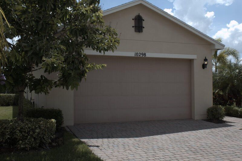 10298 SW Silverberry Court E, Port Saint Lucie, FL 34987 Photo