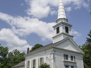 685 Kent, New Milford, CT 06755