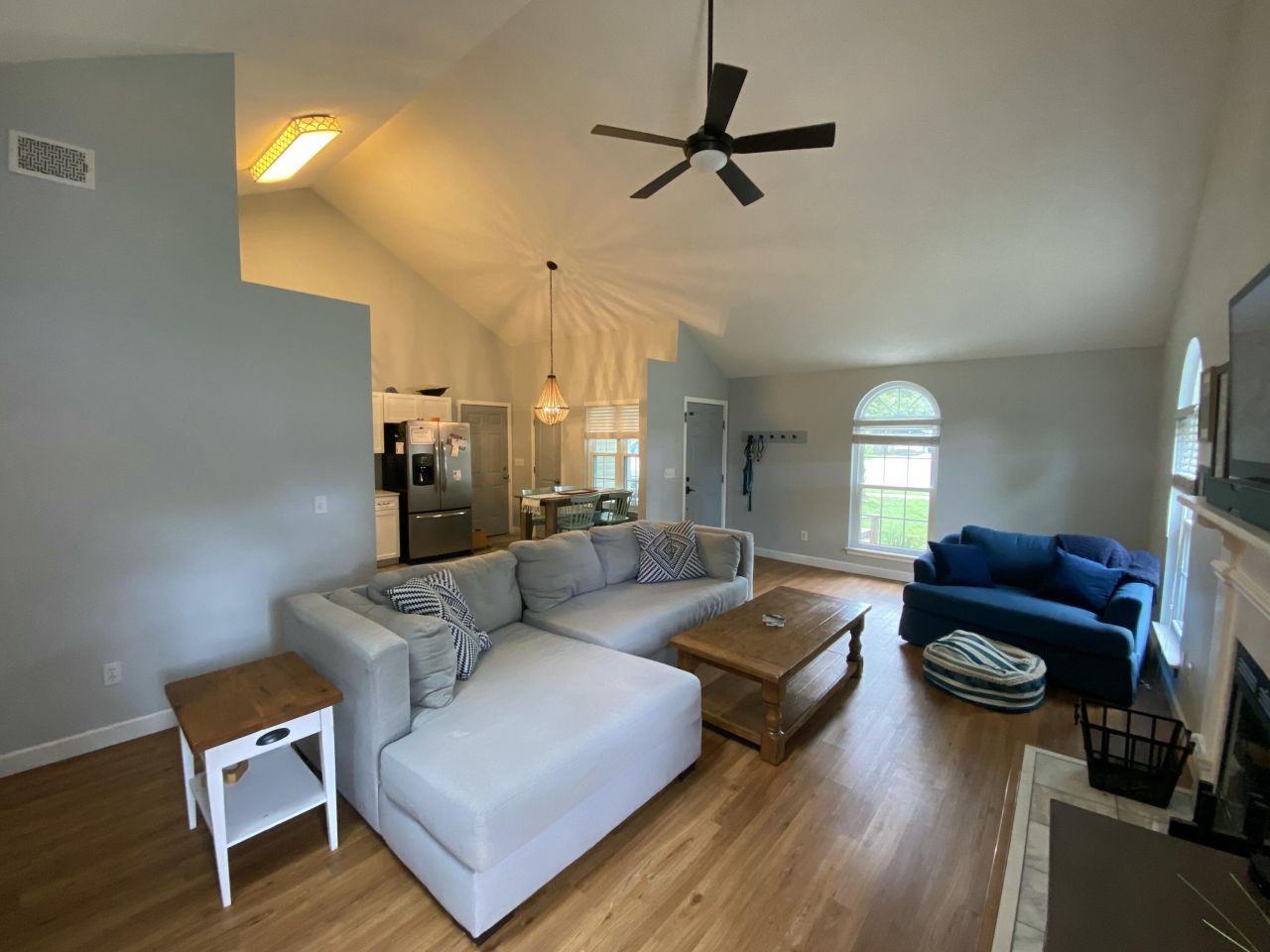 1304 Cadet Court Photo 9