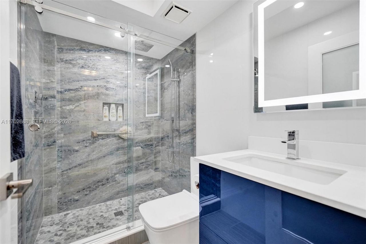 1901 N Ocean Blvd, Unit 8B, Fort Lauderdale, FL 33305 Photo