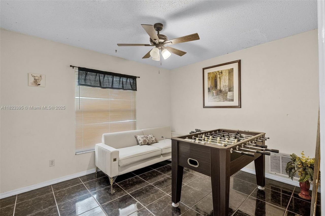 6021 Wedgewood Circle, Orlando, FL 32808 Photo