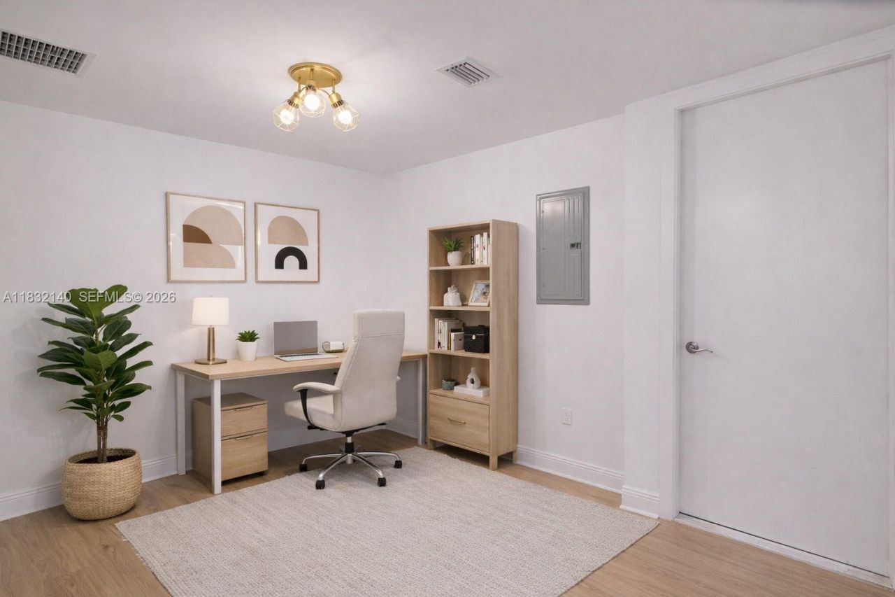 185 SW 7th St, Unit 2204, Miami, FL 33130 Photo