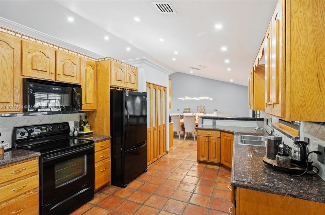 14040 SW 14th St, Davie, FL 33325 Photo