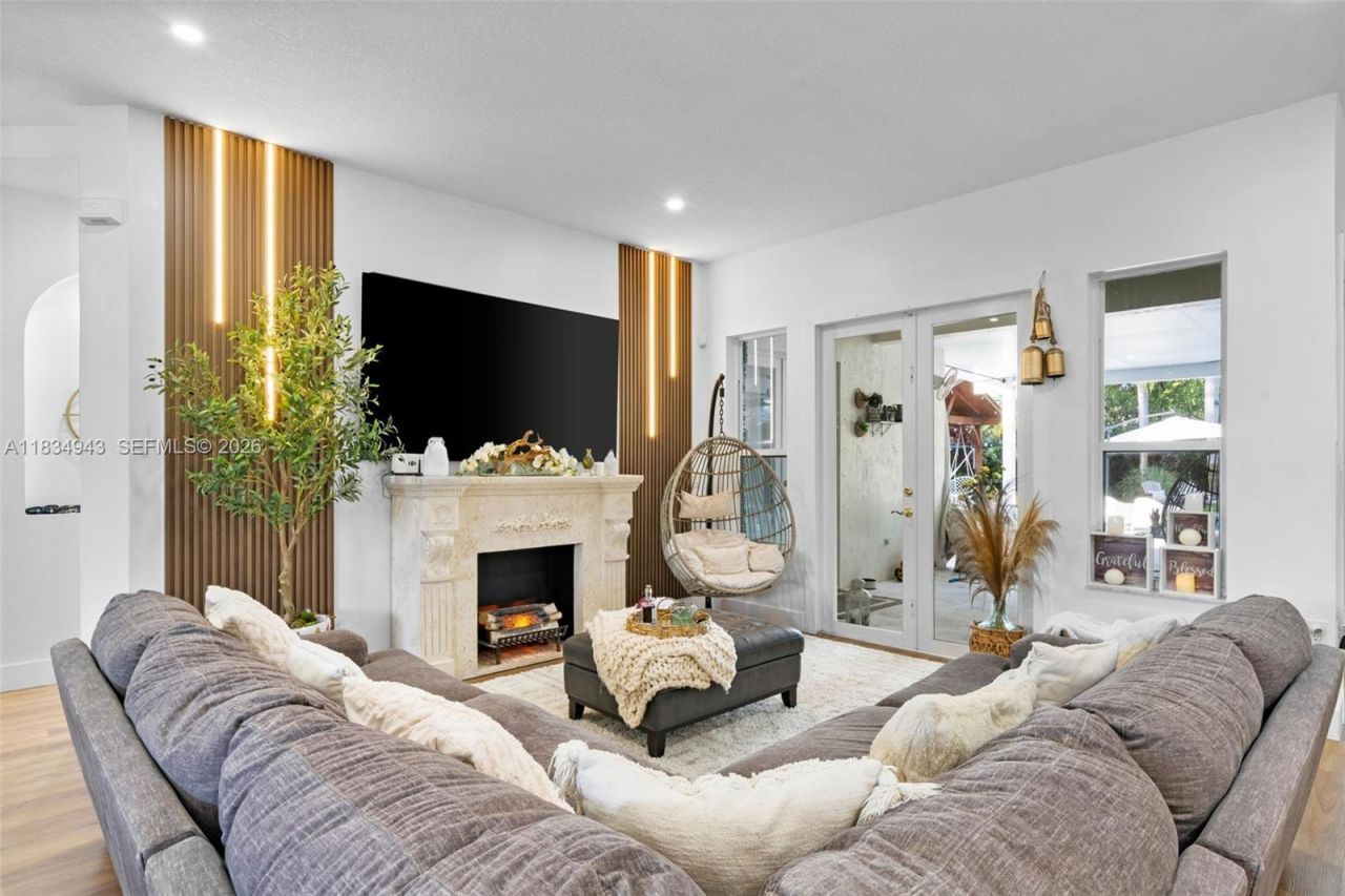 14501 SW 33rd Ct, Miramar, FL 33027 Photo