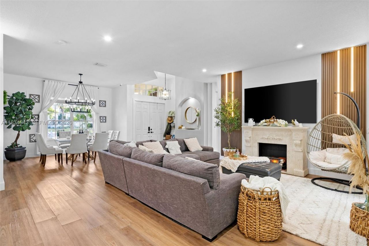 14501 SW 33rd Ct, Miramar, FL 33027 Photo