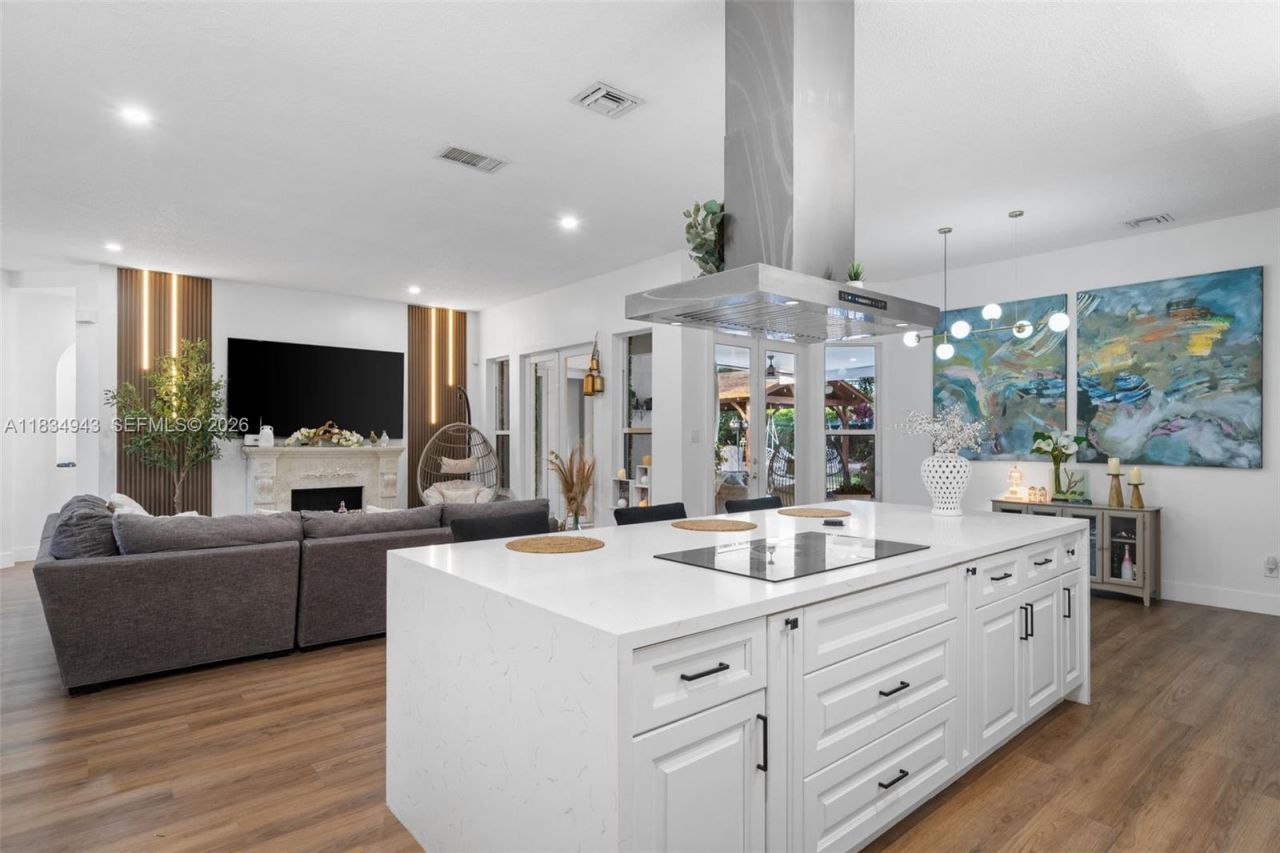 14501 SW 33rd Ct, Miramar, FL 33027 Photo