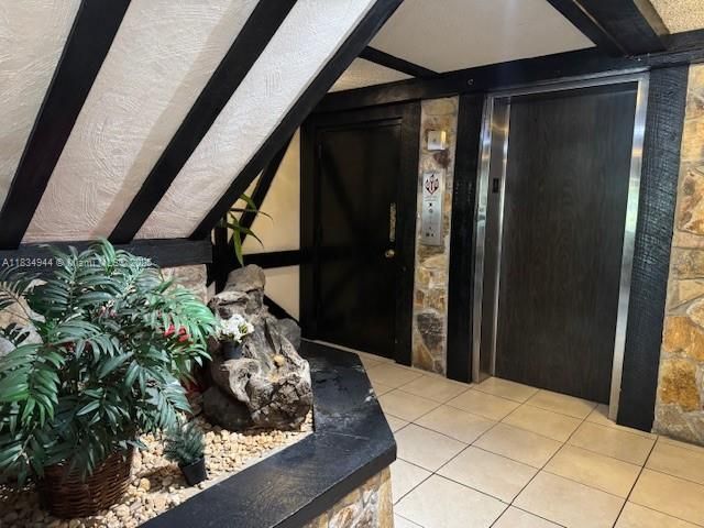 3690 Inverrary Dr, Unit 1T, Lauderhill, FL 33319 Photo