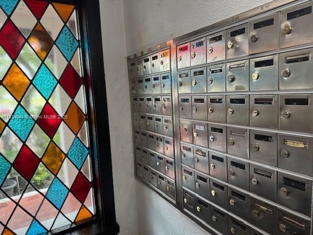 3690 Inverrary Dr, Unit 1T, Lauderhill, FL 33319 Photo