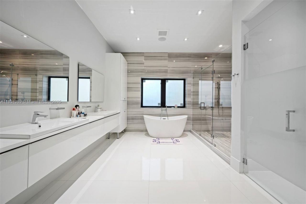 11350 NW 8th St, Plantation, FL 33325 Photo