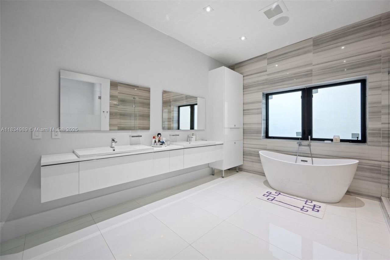 11350 NW 8th St, Plantation, FL 33325 Photo